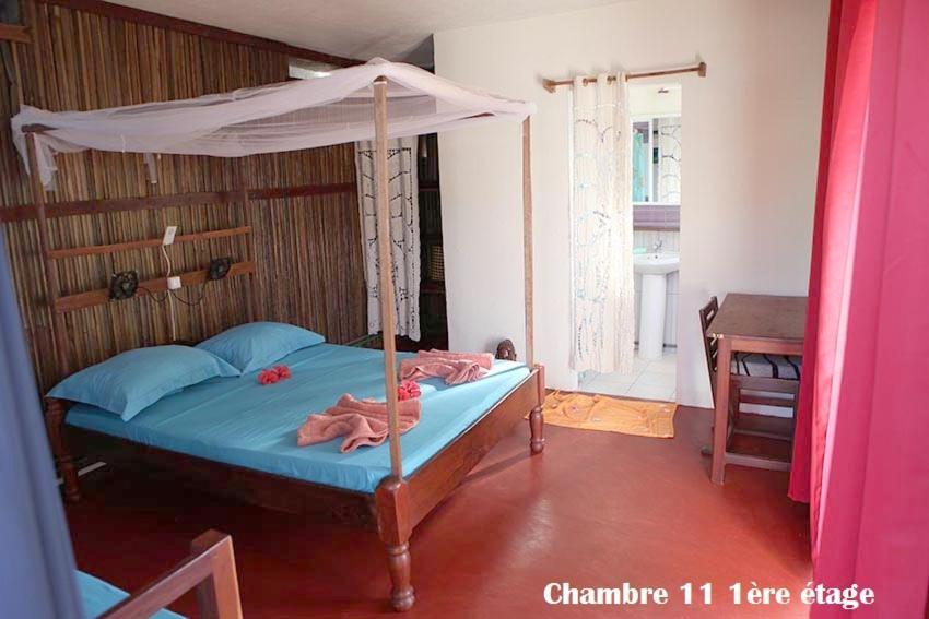 Hotel Chez Yolande Ampangorinana Zewnętrze zdjęcie