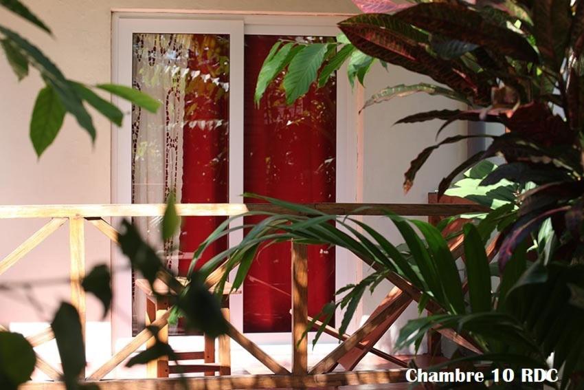 Hotel Chez Yolande Ampangorinana Zewnętrze zdjęcie