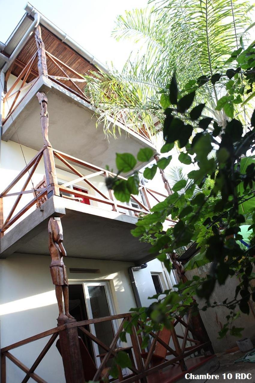 Hotel Chez Yolande Ampangorinana Zewnętrze zdjęcie