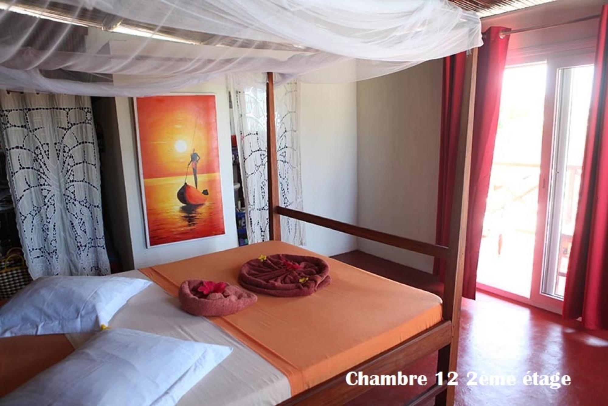 Hotel Chez Yolande Ampangorinana Zewnętrze zdjęcie